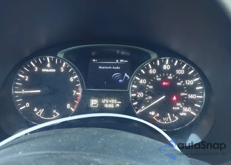 2015 Nissan Altima 2.5 Sv z USA, uszkodzony, nr VIN 1N4AL3AP3FC297450